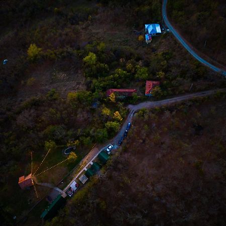 Villa Catunu' Lui Emil Carbunesti Esterno foto